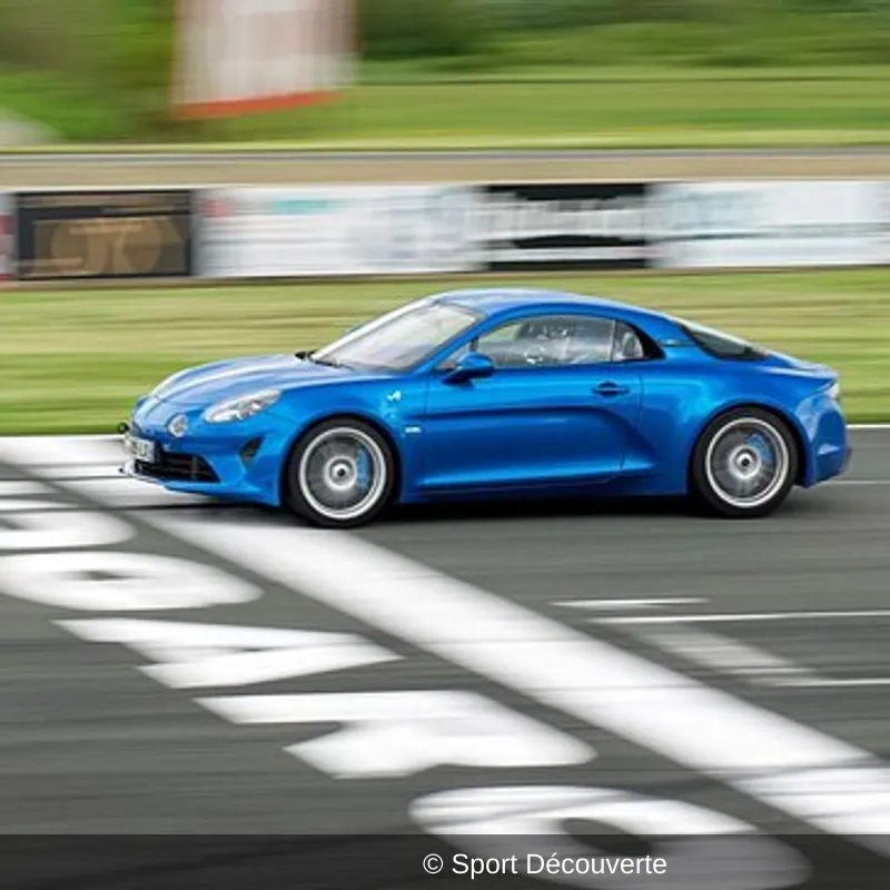 Baptême en Alpine A110S sur le circuit de Pau-Arnos