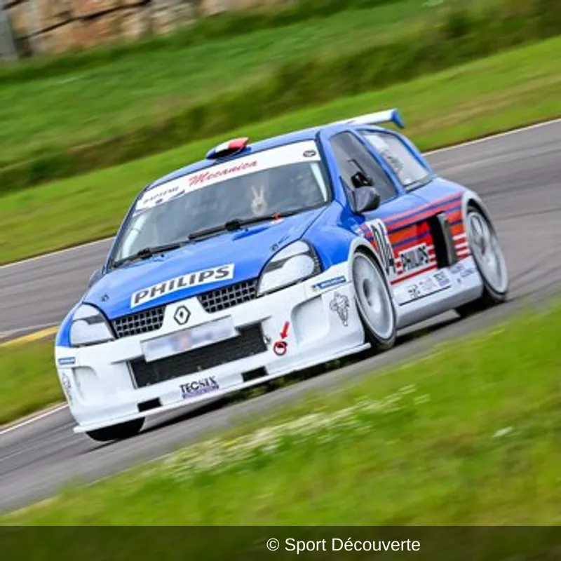 Baptême en Clio V6 Trophy - Circuit de Mirecourt