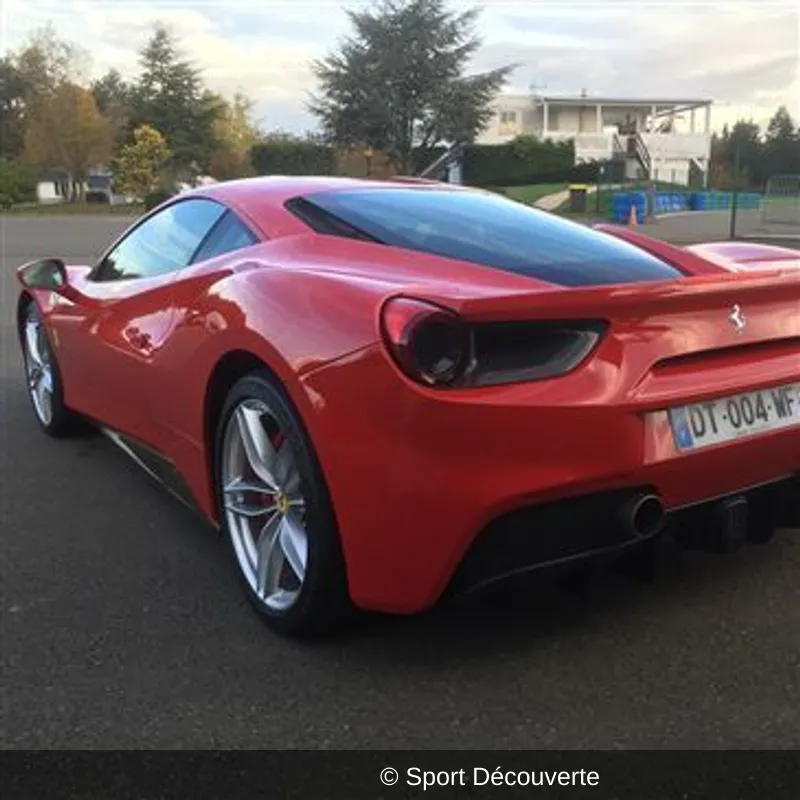 Baptême en Ferrari F488 GTB sur le Circuit de Dreux