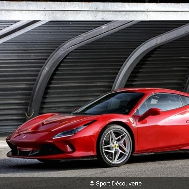 Baptême en Ferrari F8 Tributo sur le circuit de l’Anneau du Rhin