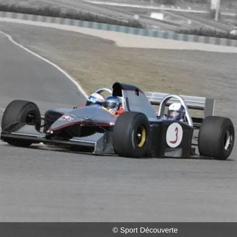 Baptême en Formule 1 sur le circuit de Dijon Prenois