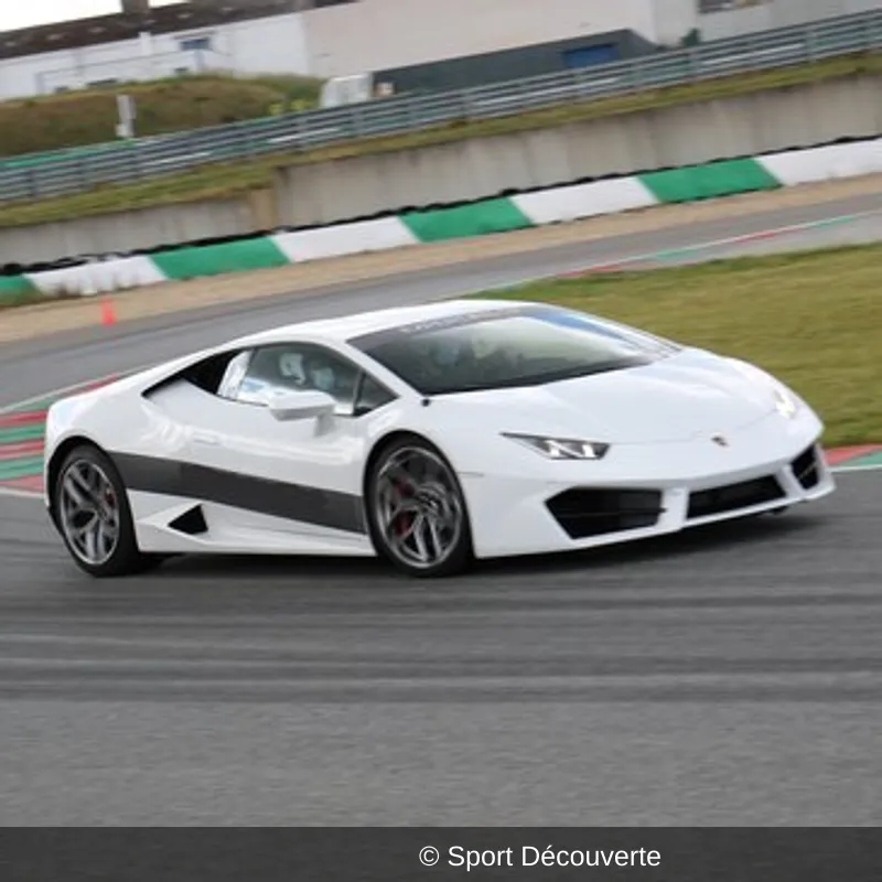 Baptême en Lamborghini Huracan sur le circuit de Saint-Dié-des-Vosges