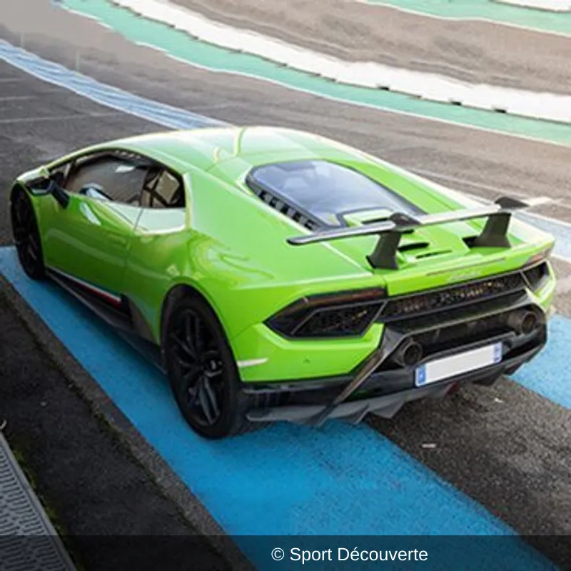 Baptême en Lamborghini Huracan Performante sur le circuit Lurcy-Lévis