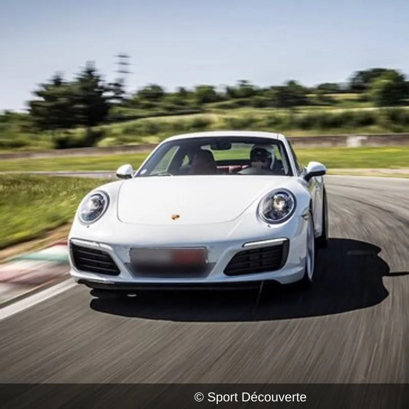 Baptême en Porsche 911 Carrera sur le circuit de Charade