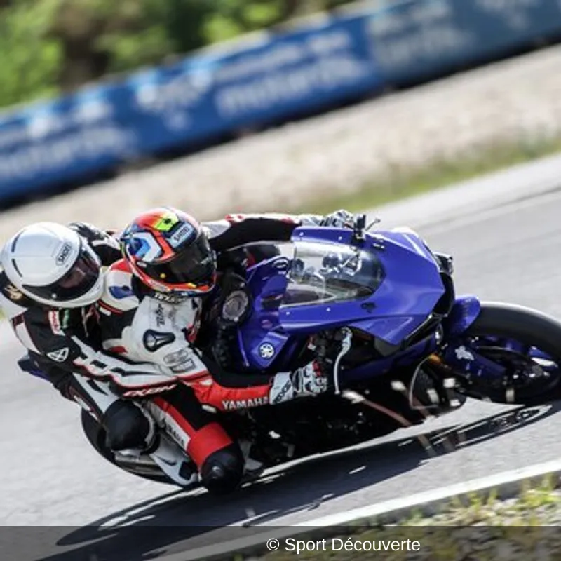 Baptême Sensation en Yamaha sur le circuit de Pau-Arnos