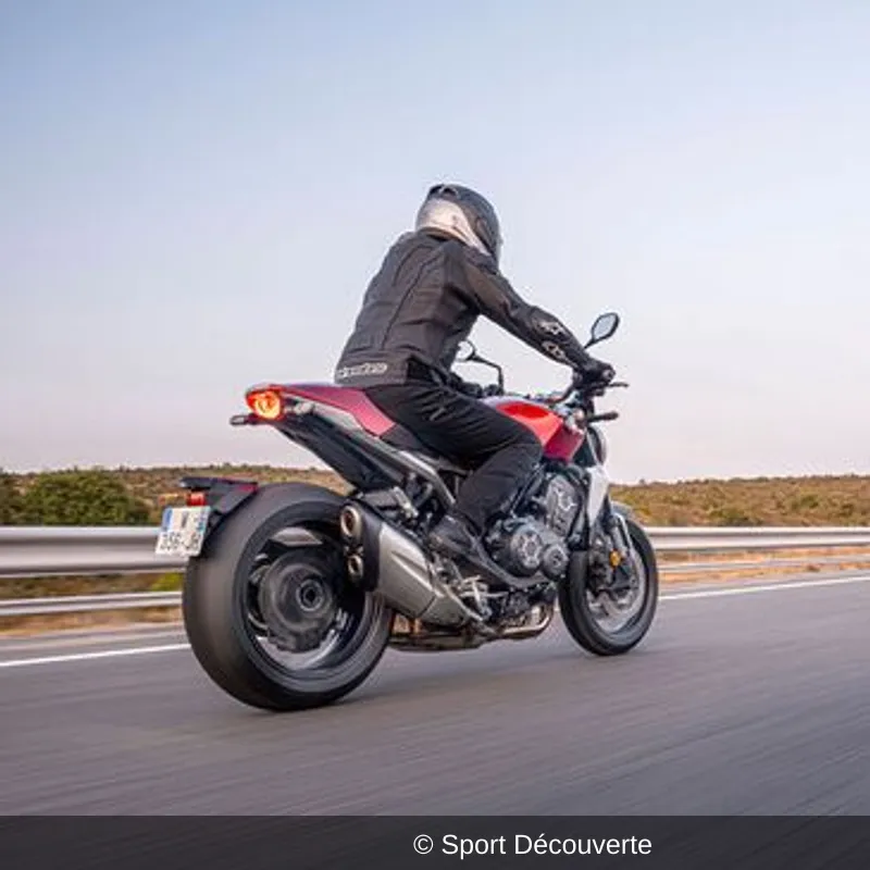 Baptême Sensations en Honda CBR 1000 RR-R sur le circuit de Dreux