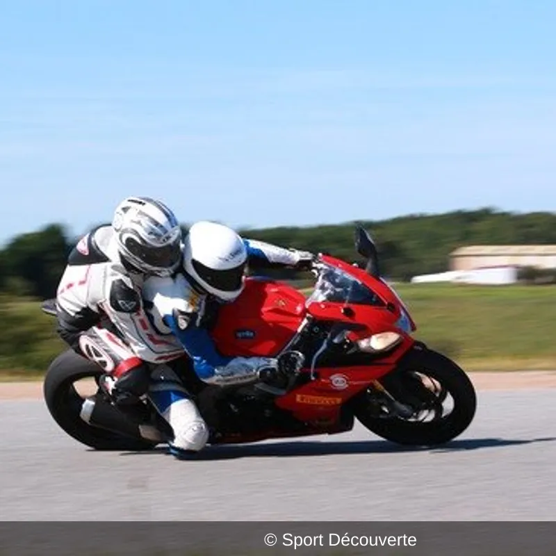 Baptême Sensations en Moto Aprilia à Lédenon