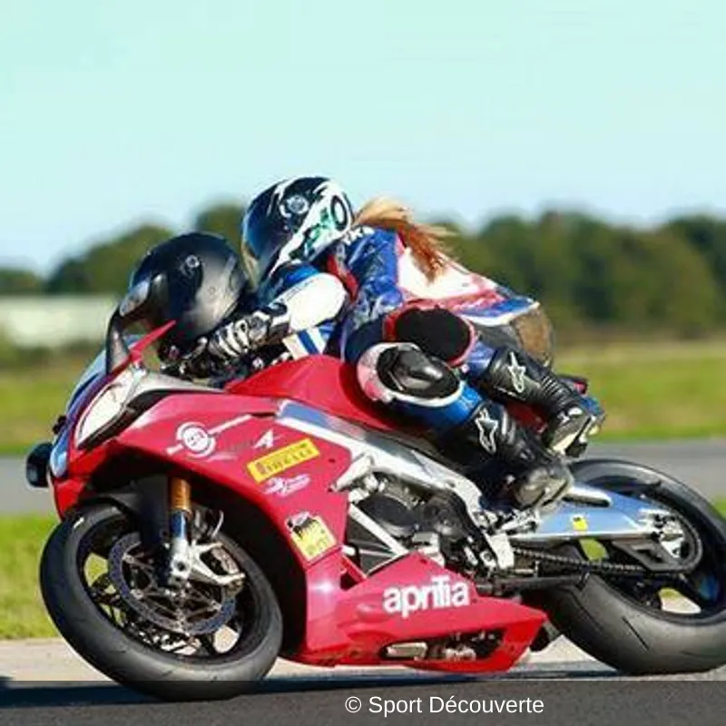 Baptême Sensations en Moto Aprilia sur le circuit le Vigeant