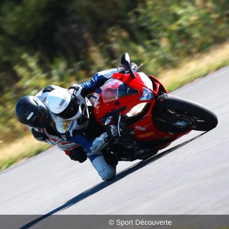 Baptême Sensations Moto Aprilia sur le circuit de Mirecourt