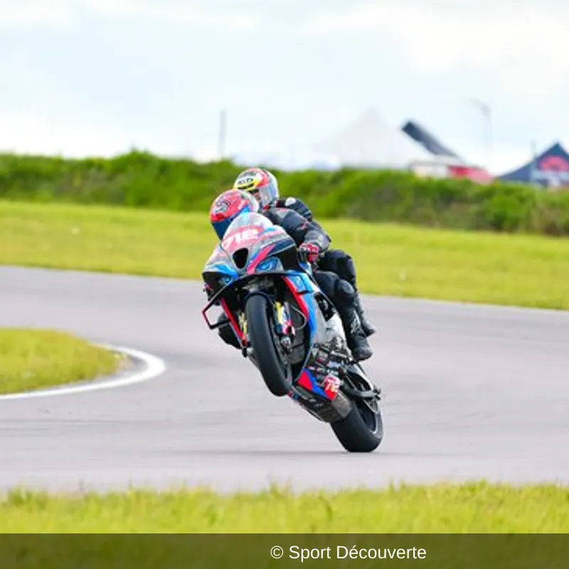 Baptême Sensations Moto en BMW S 1000 RR sur le circuit du Mas du Clos