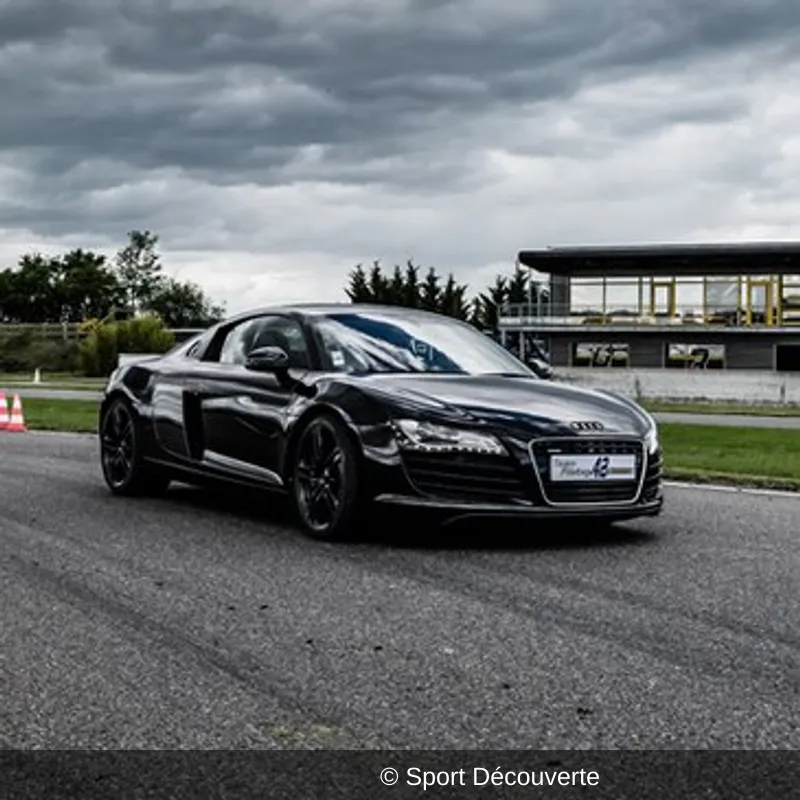 Coffret Pilotage Audi R8 sur le circuit d’Andrézieux