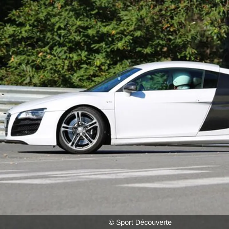 Coffret Pilotage en Audi R8 V10 sur le circuit de l’Auxois-Sud