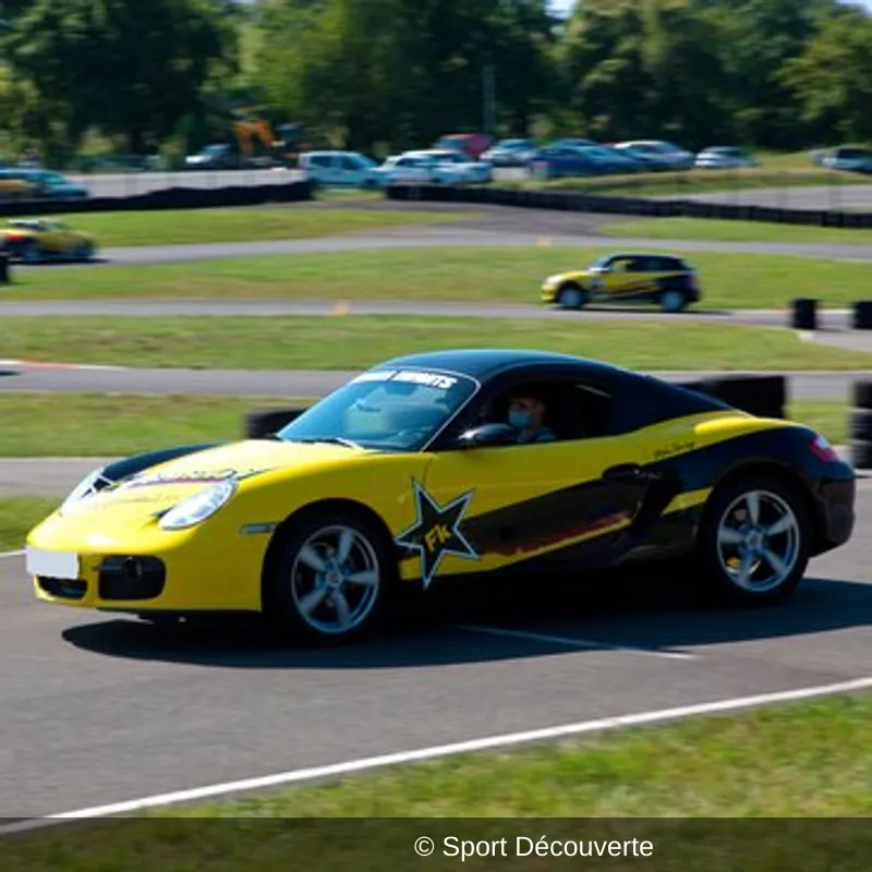 Coffret Pilotage Enfant en Porsche sur le circuit de Trappes