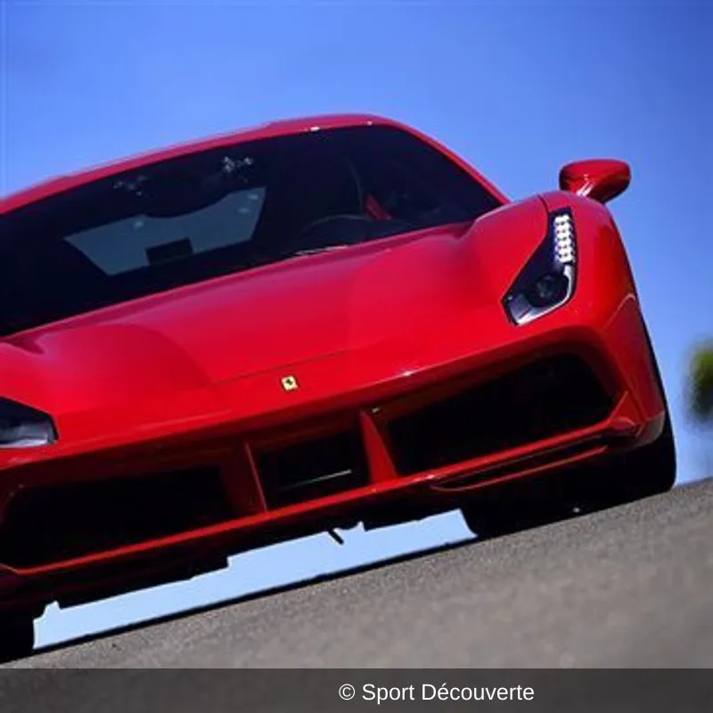 Coffret Pilotage Ferrari 488 GTB sur le circuit du Laquais