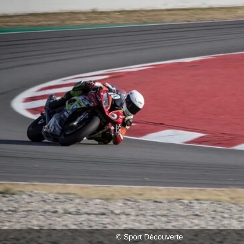 Coffret Pilotage Moto sur le circuit des Ecuyers