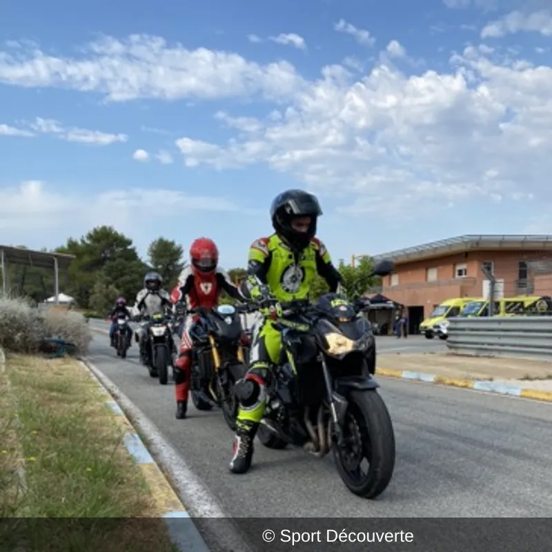 Coffret Pilotage Moto sur le circuit du Luc