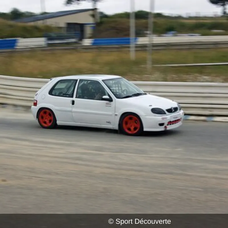 Coffret Pilotage Rallycross en Saxo VTS sur le circuit d’Aydie