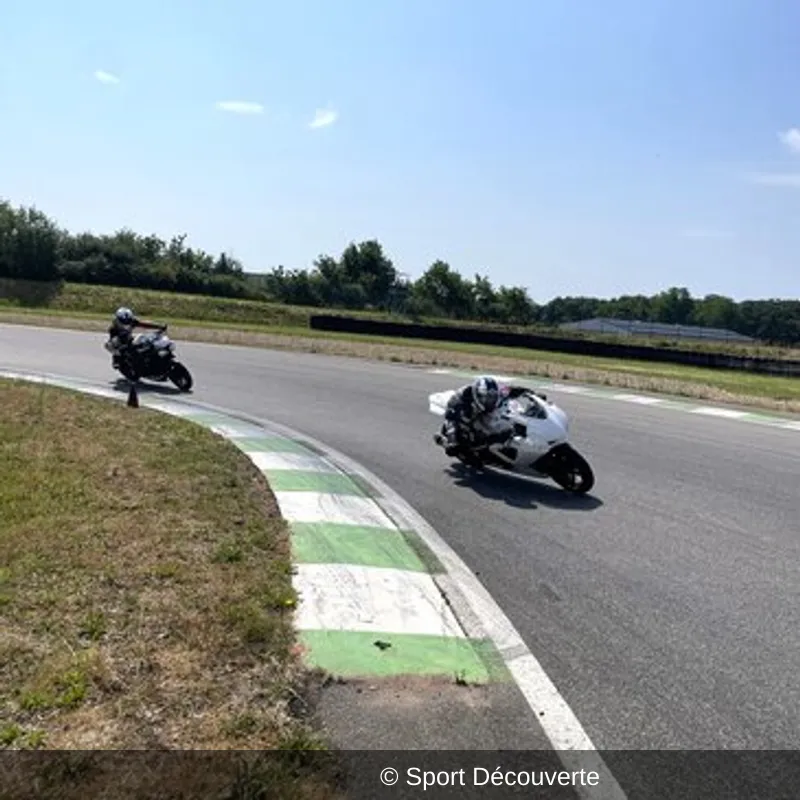 Journée de Roulage Moto sur le circuit du Bourbonnais