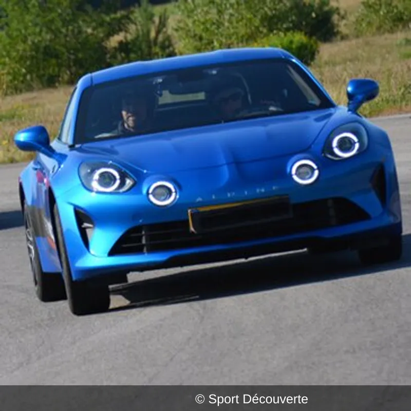Pilotage Alpine A110 sur le circuit de Chambley