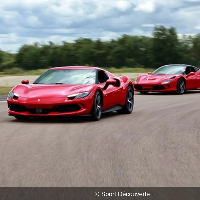 Pilotage Ferrari 296 GTB sur le circuit de Mettet