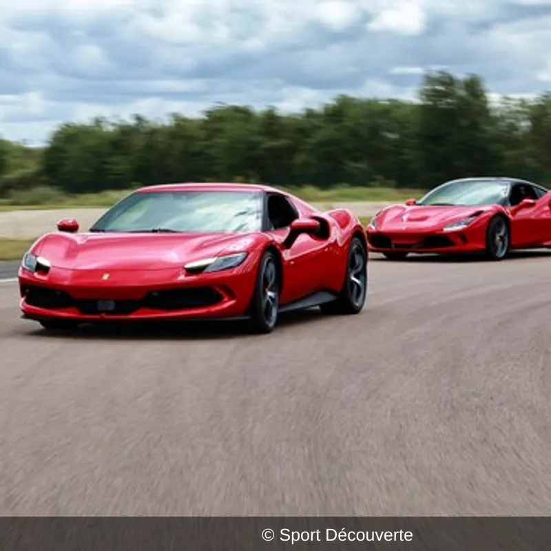 Pilotage Ferrari 296 GTB sur le circuit de Trappes