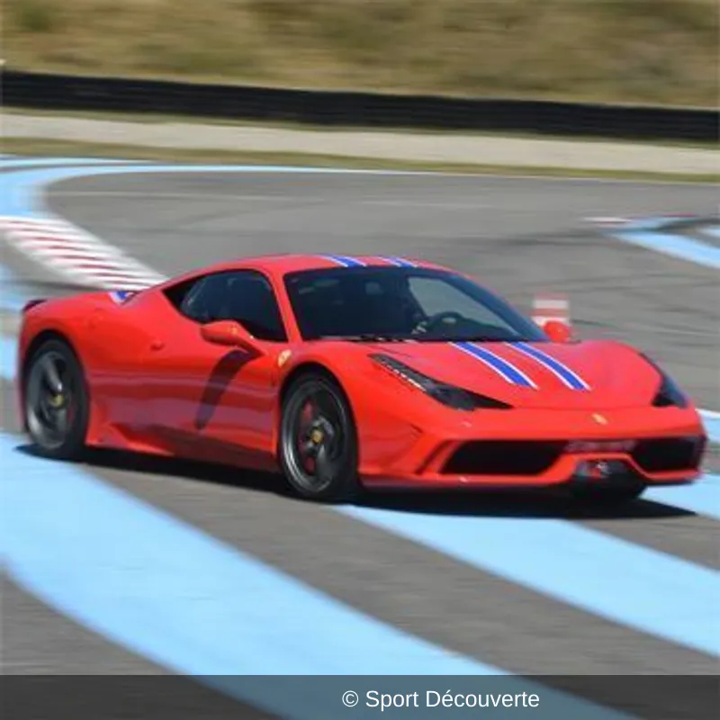 Pilotage Ferrari 458 Speciale sur le circuit de l’Anneau du Rhin