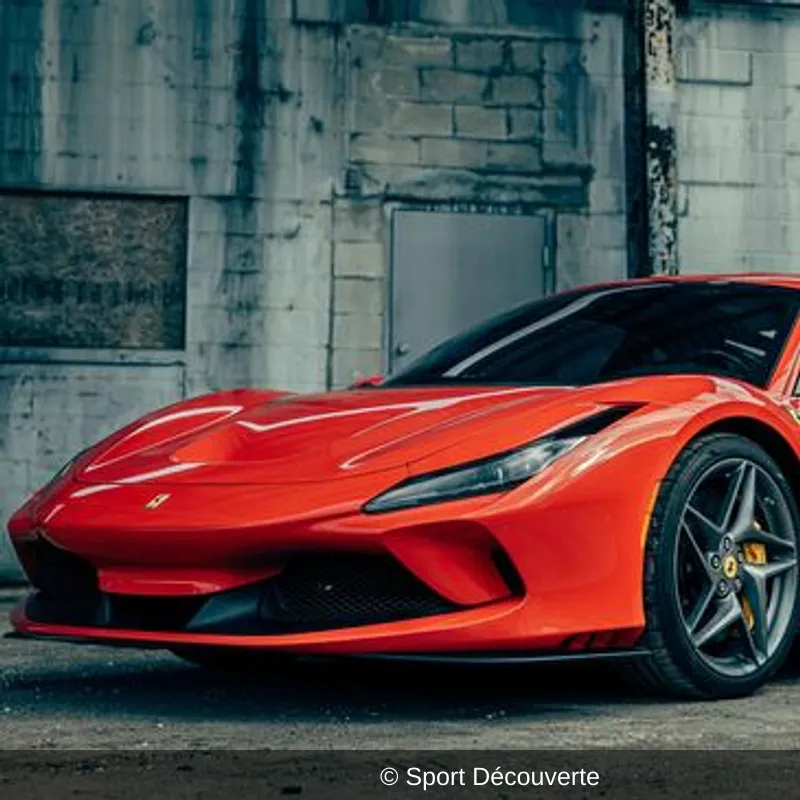 Pilotage Ferrari F8 Tributo sur le circuit de Mettet