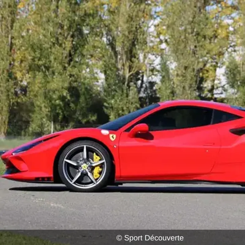 Pilotage Ferrari F8 Tributo - Circuit de Pont-l’Evêque