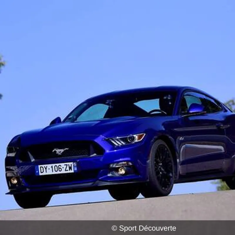 Pilotage Ford Mustang GT sur le circuit du Laquais
