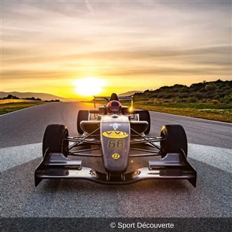 Pilotage Formule Renault 2.0 sur le circuit du Luc