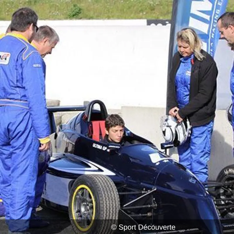 Pilotage Formule Renault sur le circuit de Croix-en-Ternois