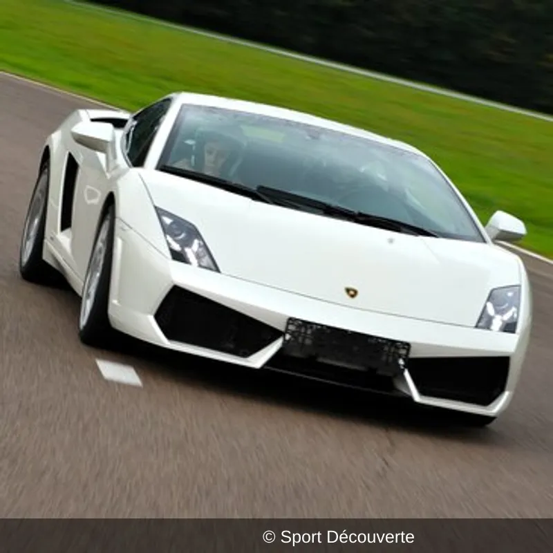 Pilotage Lamborghini Gallardo sur le circuit du Mas du Clos