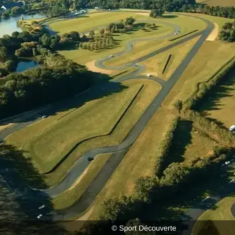 Pilotage McLaren Artura - Circuit de Lohéac