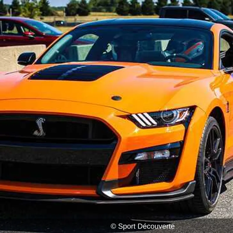 Pilotage Mustang Shelby GT500 sur le circuit du Bourbonnais