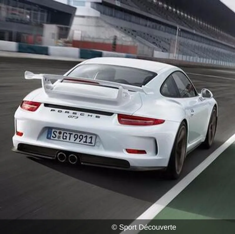 Pilotage Porsche 991 GT3 sur le circuit de Montlhéry