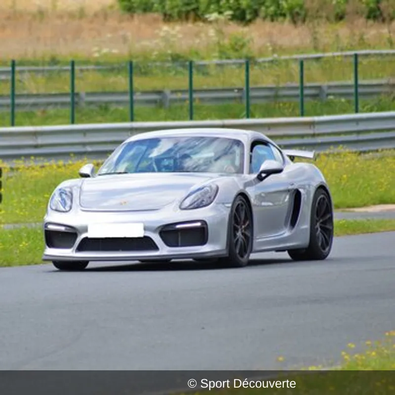 Pilotage Porsche Cayman GT4 Clubsport sur le circuit de la Châtre
