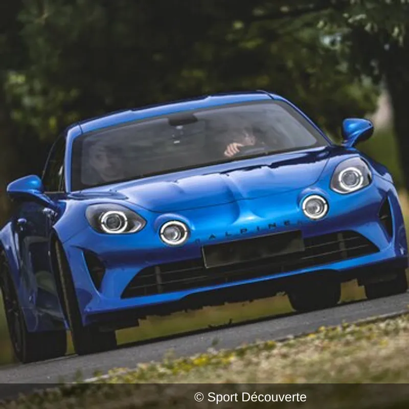 Pilotage pour Enfant en Alpine A110S sur le circuit de Thurigneux
