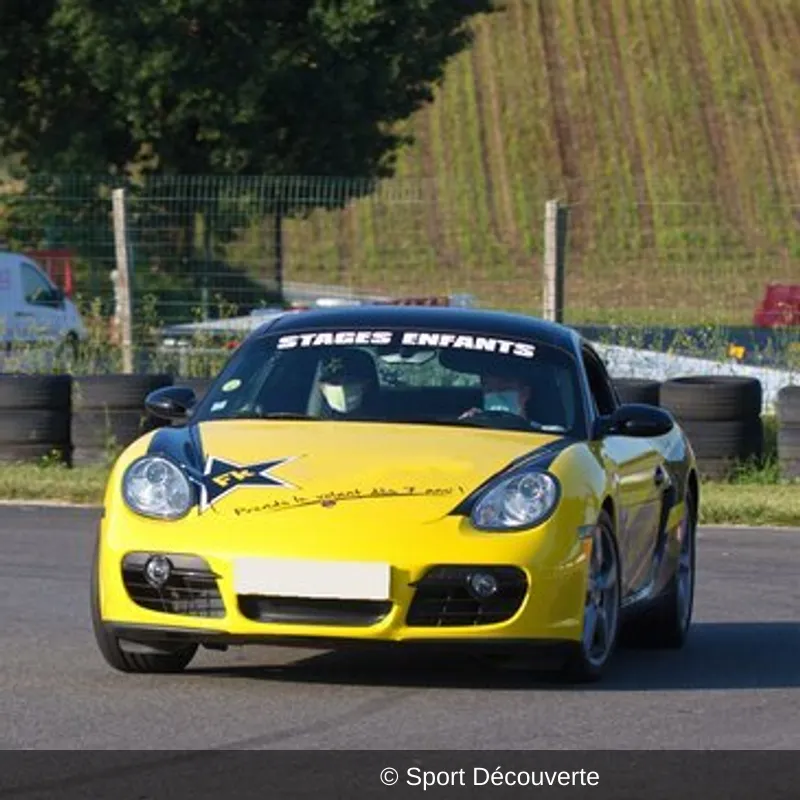 Pilotage pour Enfant en Porsche à Château-Gaillard