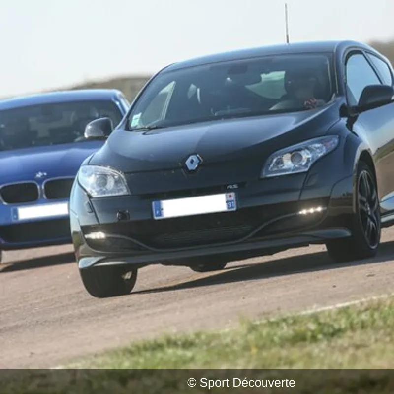 Roulage sur Circuit avec votre Voiture sur le circuit Ferté Gaucher