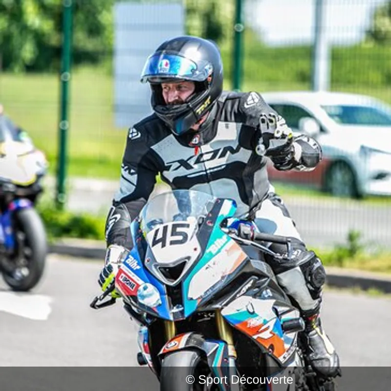 Stage Coaching avec votre Moto sur le circuit de Clastres