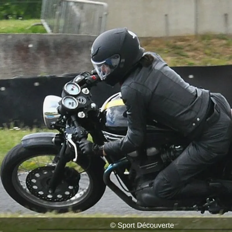 Stage Coaching avec votre Moto sur le circuit de Dijon-Prenois