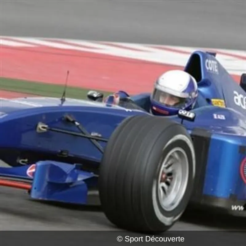 Stage Formule Renault et F1 sur le circuit du Luc